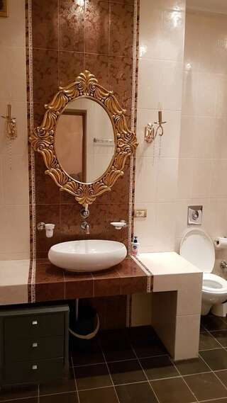 Апартаменты Deluxe City Center Apartment Баку Апартаменты с 3 спальнями-22