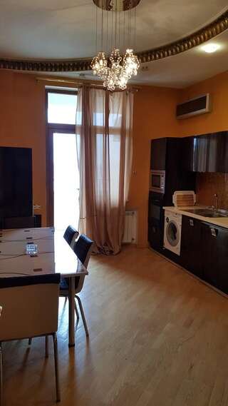 Апартаменты Deluxe City Center Apartment Баку Апартаменты с 3 спальнями-27