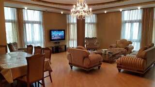 Апартаменты Deluxe City Center Apartment Баку Апартаменты с 3 спальнями-39