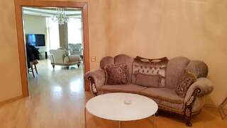 Апартаменты Deluxe City Center Apartment Баку Апартаменты с 3 спальнями-8