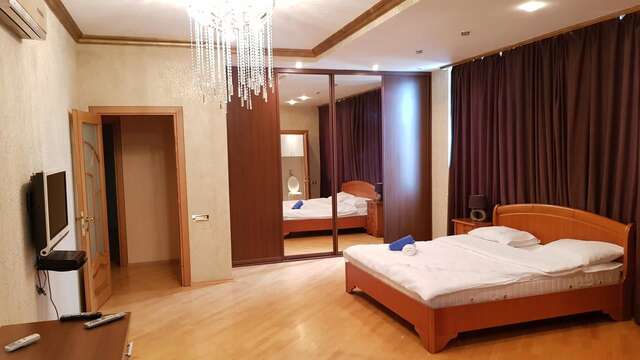 Апартаменты Deluxe City Center Apartment Баку-12